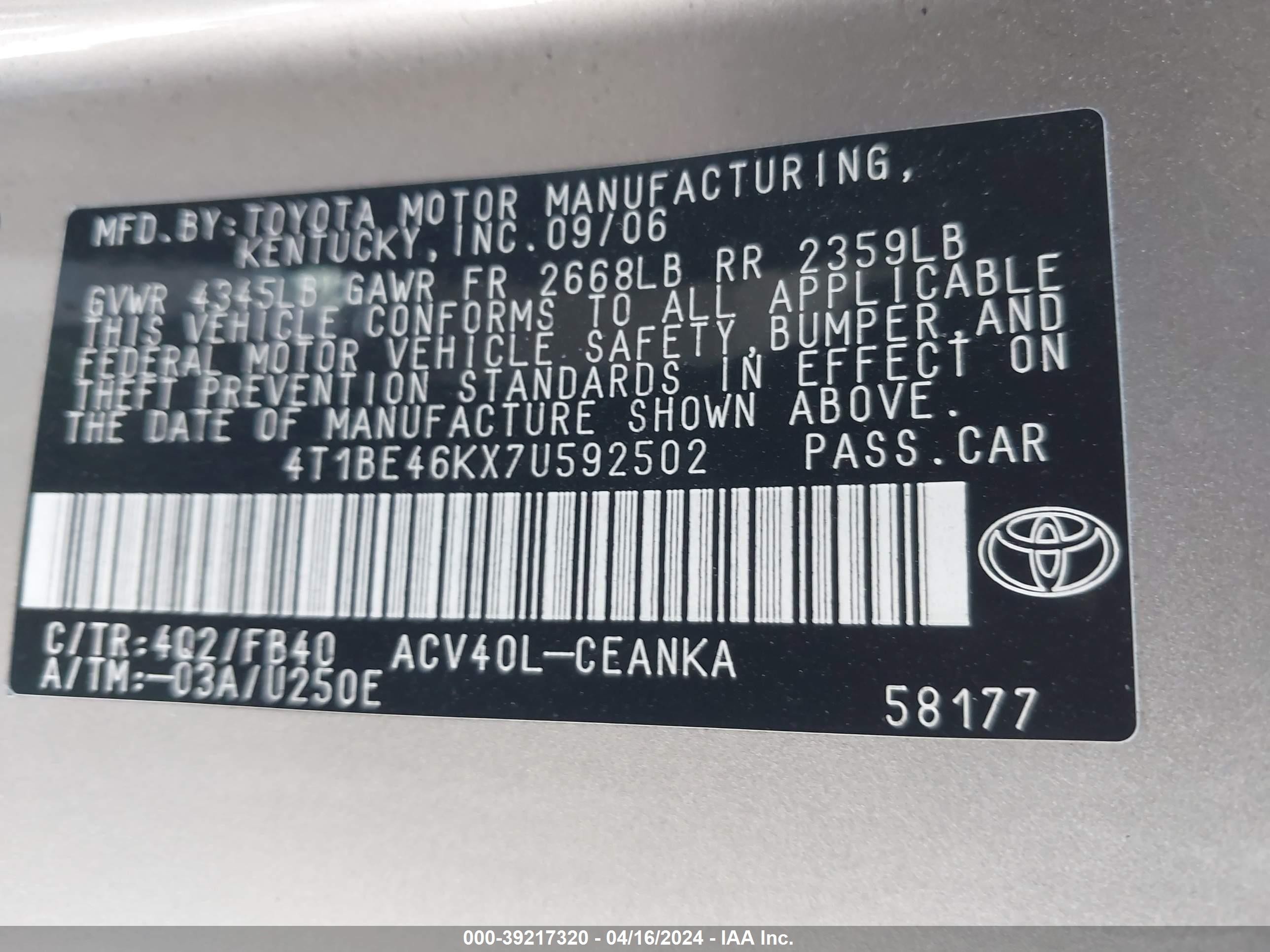 Photo 8 VIN: 4T1BE46KX7U592502 - TOYOTA CAMRY 