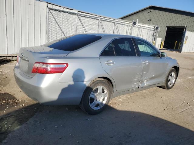 Photo 2 VIN: 4T1BE46KX7U633114 - TOYOTA CAMRY CE 