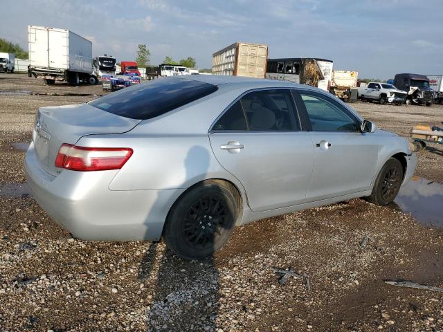 Photo 2 VIN: 4T1BE46KX7U647059 - TOYOTA CAMRY 