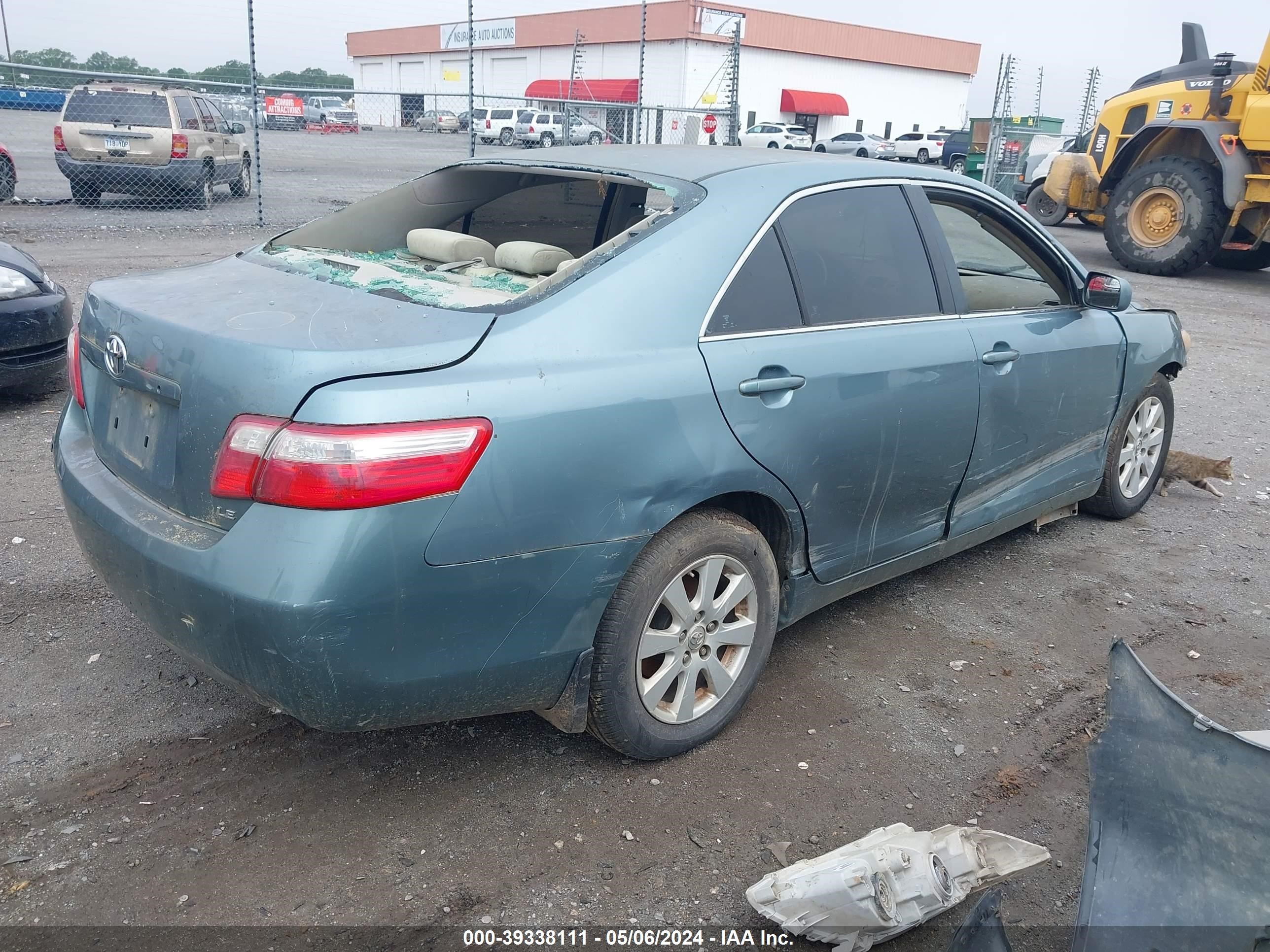 Photo 3 VIN: 4T1BE46KX8U790790 - TOYOTA CAMRY 