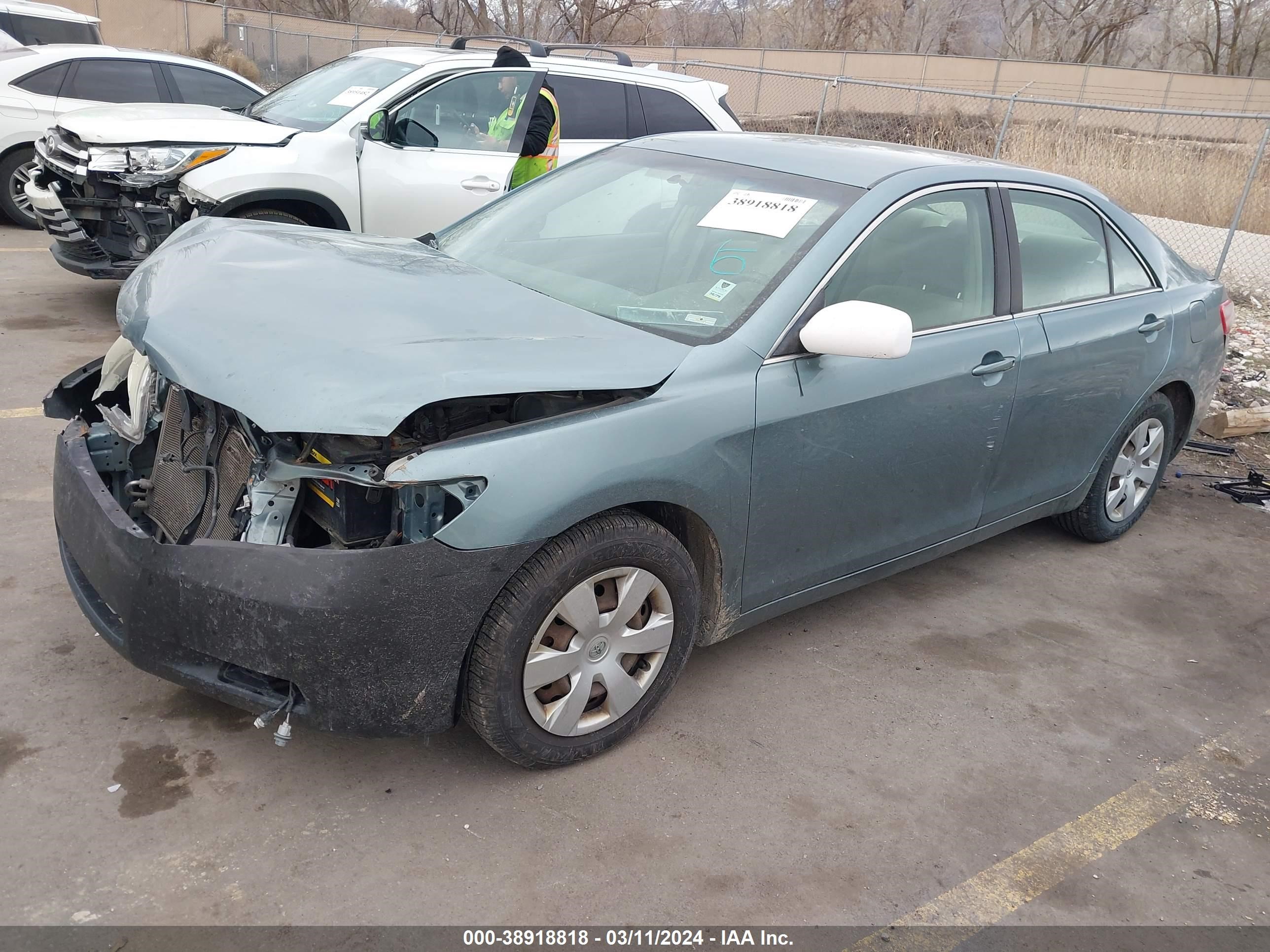 Photo 1 VIN: 4T1BE46KX94793660 - TOYOTA CAMRY 