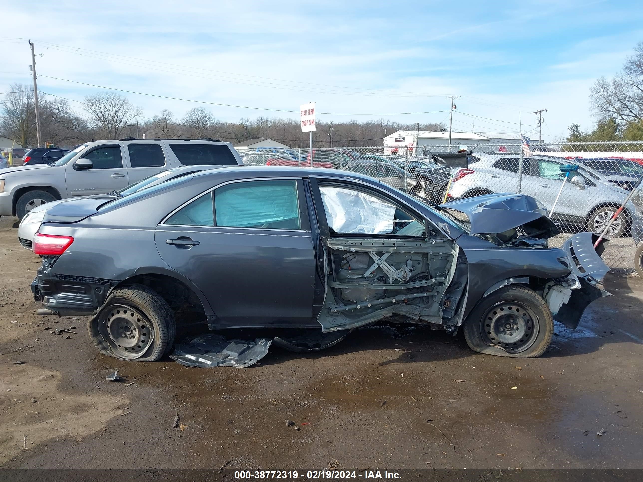 Photo 12 VIN: 4T1BE46KX9U314640 - TOYOTA CAMRY 