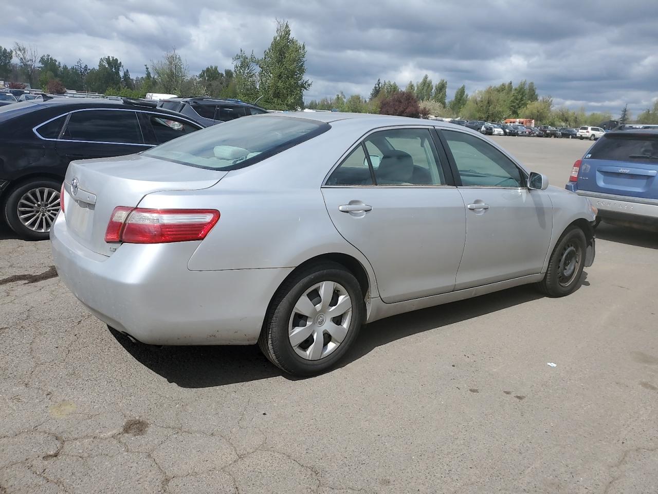 Photo 2 VIN: 4T1BE46KX9U317697 - TOYOTA CAMRY 