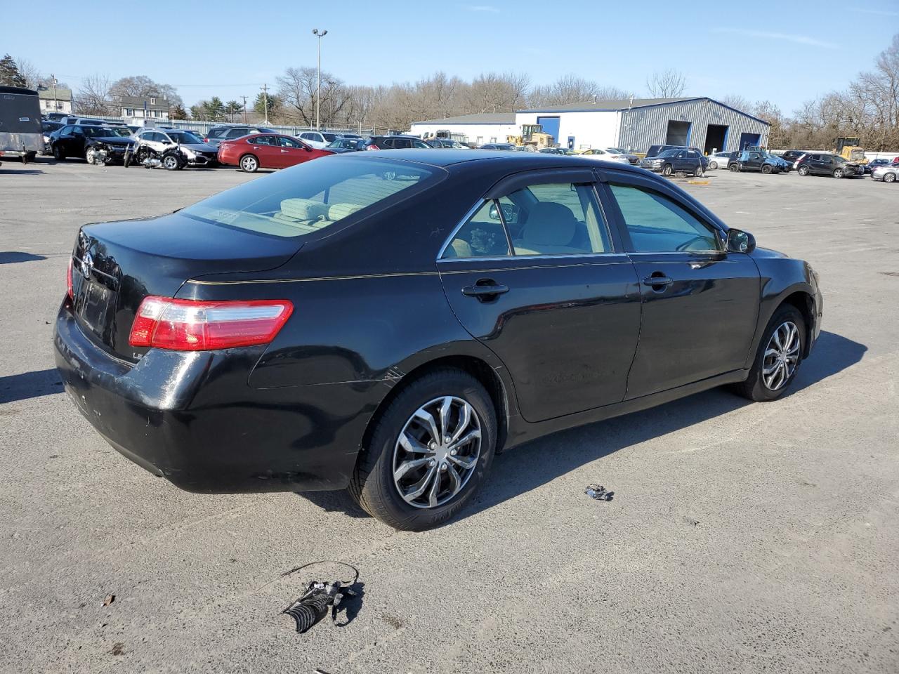 Photo 2 VIN: 4T1BE46KX9U815284 - TOYOTA CAMRY 