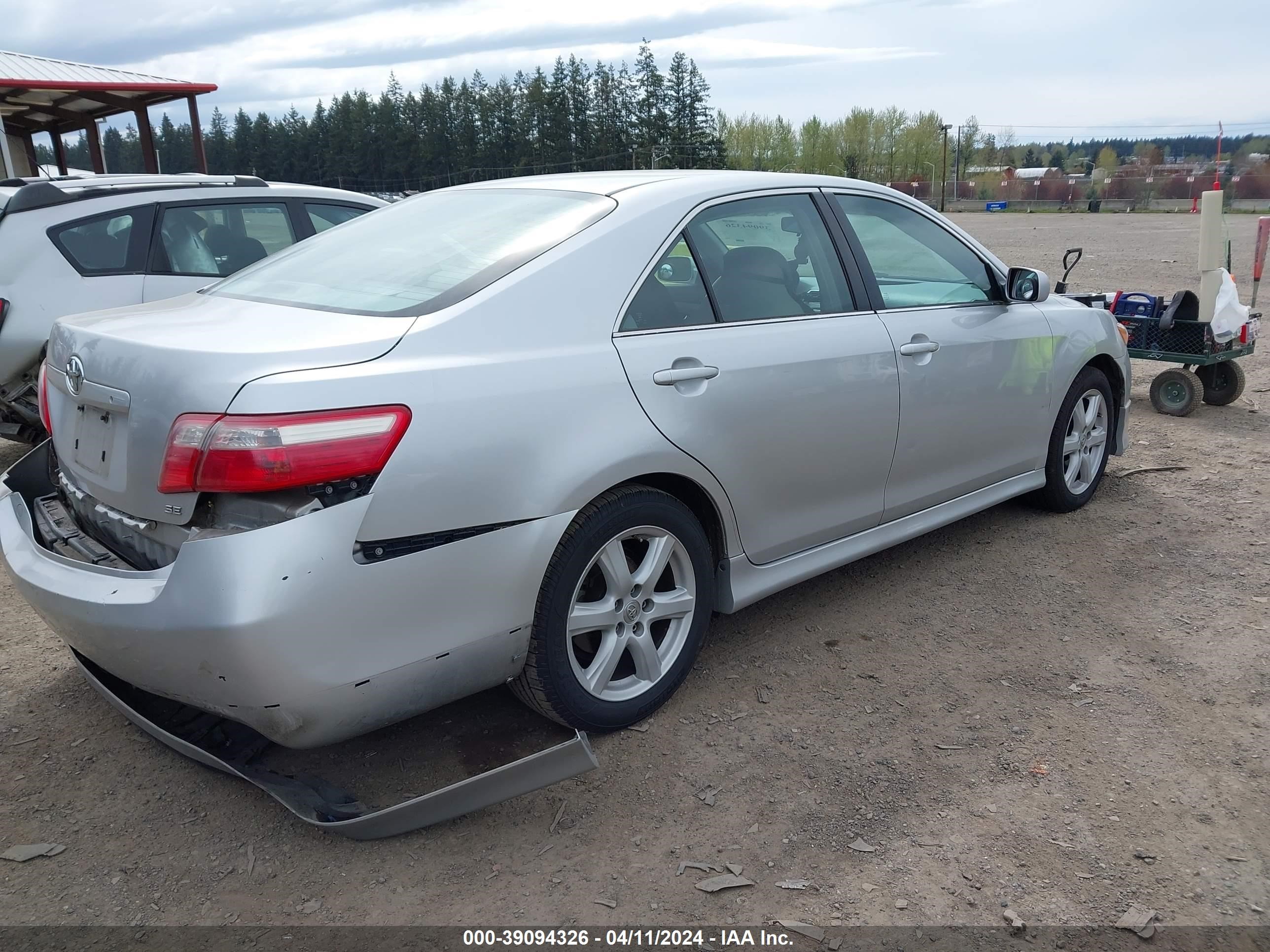 Photo 3 VIN: 4T1BE46KX9U847670 - TOYOTA CAMRY 