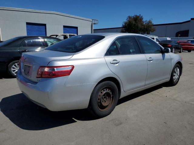 Photo 2 VIN: 4T1BE46KX9U865876 - TOYOTA CAMRY 