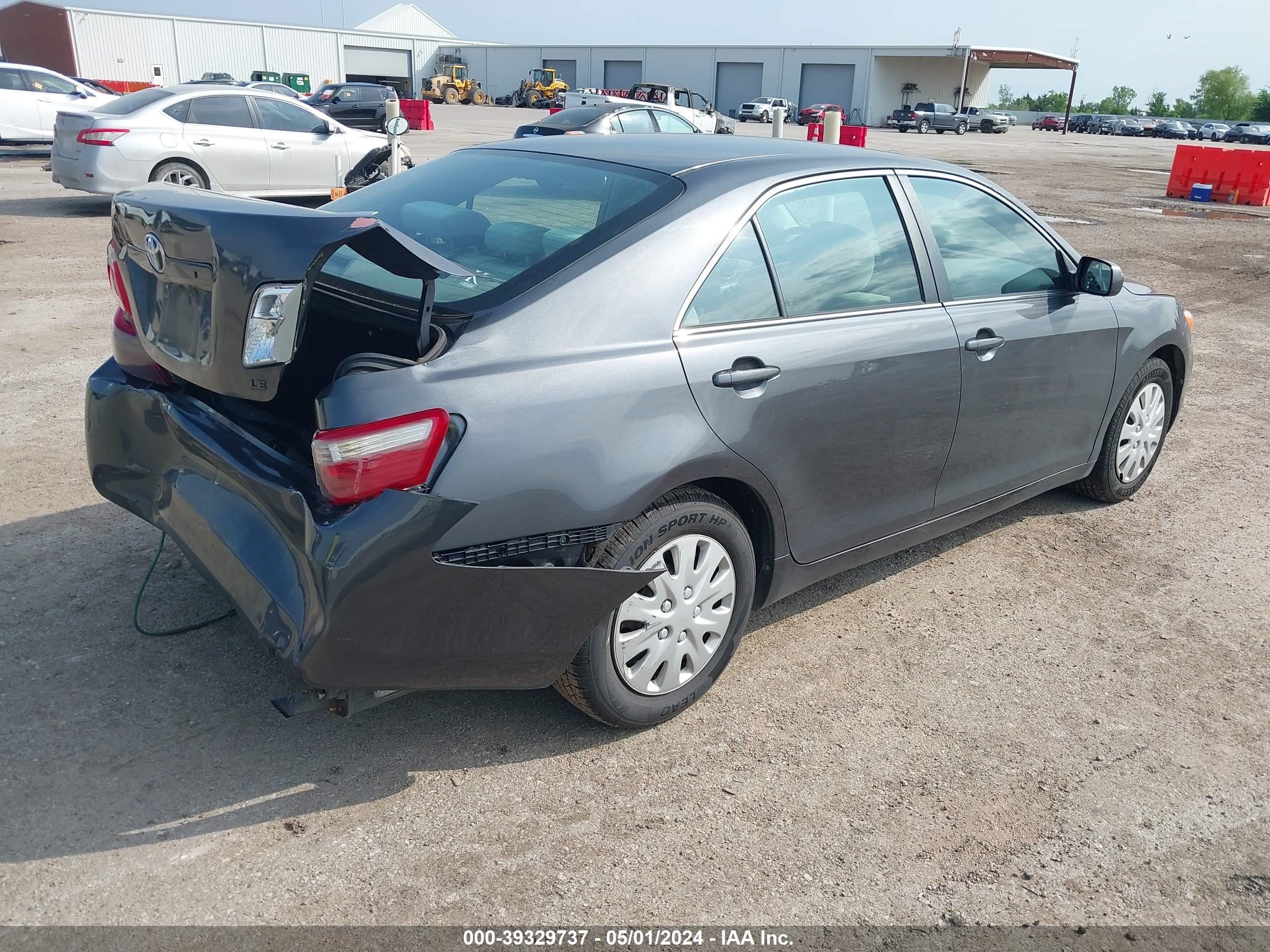 Photo 3 VIN: 4T1BE46KX9U885299 - TOYOTA CAMRY 