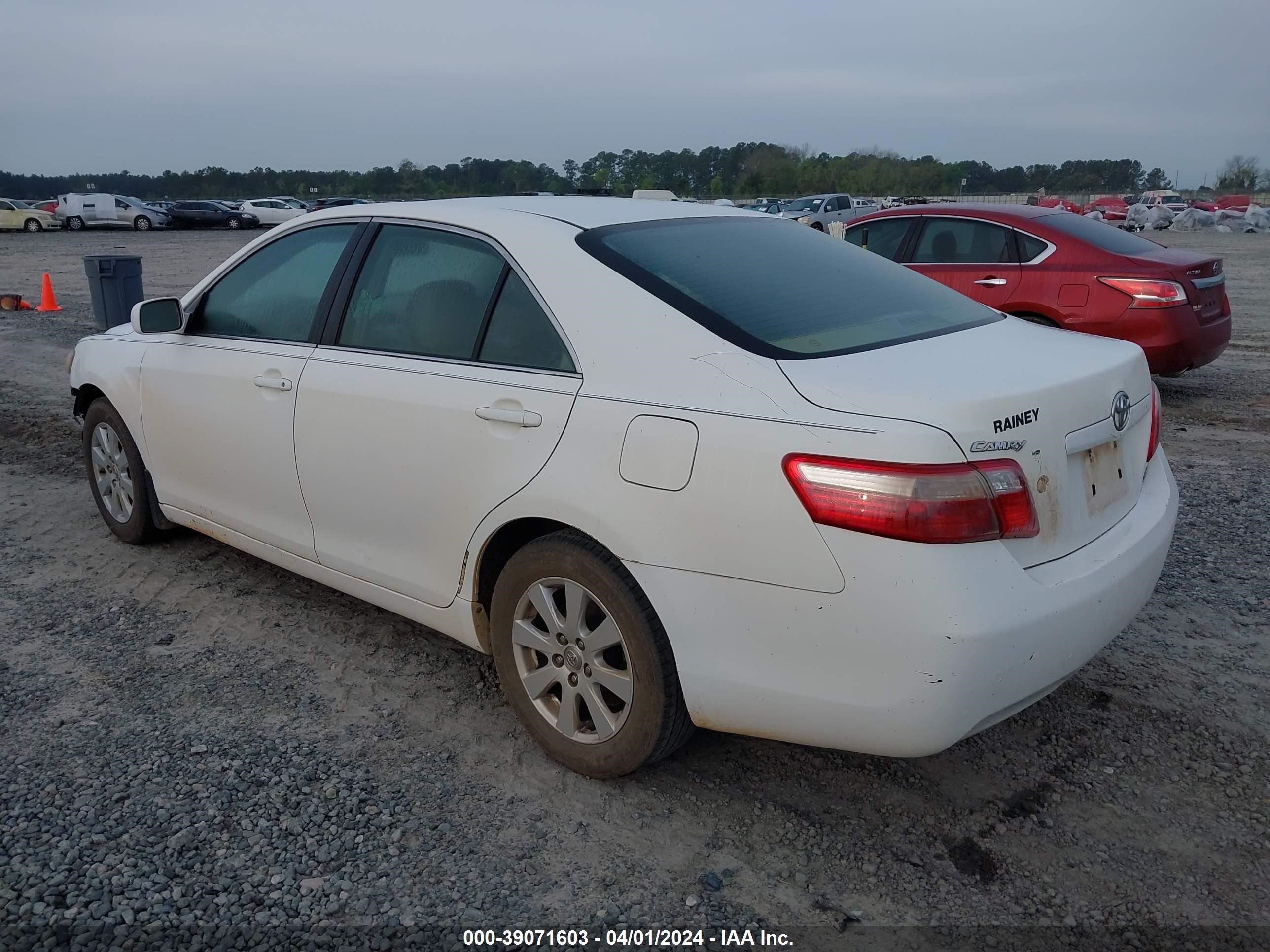 Photo 2 VIN: 4T1BE46KX9U909875 - TOYOTA CAMRY 