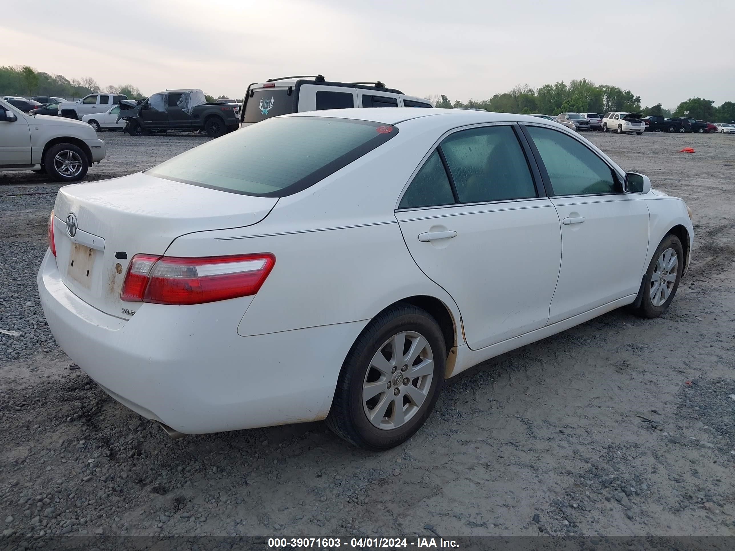 Photo 3 VIN: 4T1BE46KX9U909875 - TOYOTA CAMRY 