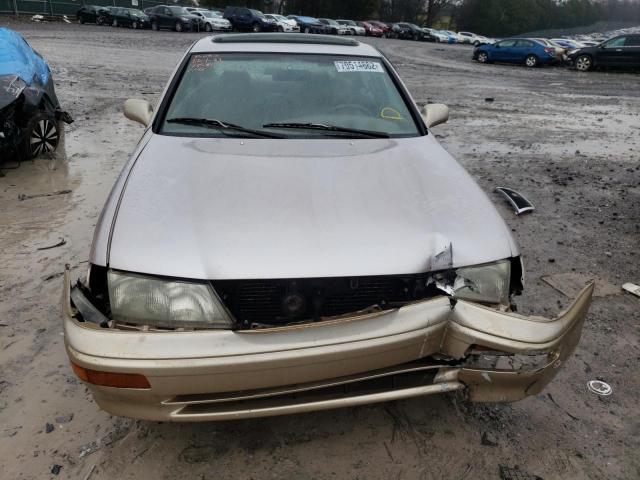 Photo 4 VIN: 4T1BF12B3TU122761 - TOYOTA AVALON 