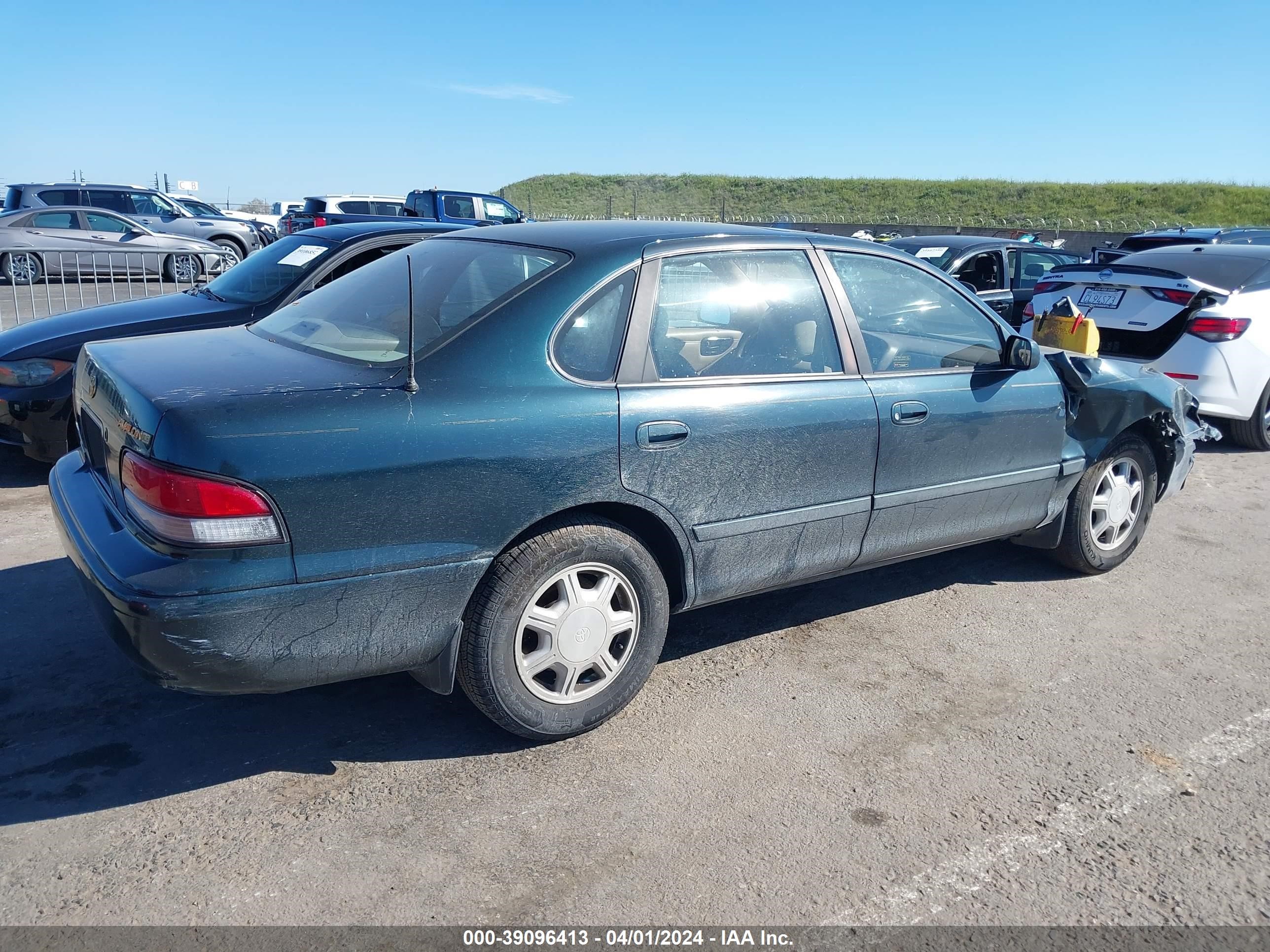 Photo 3 VIN: 4T1BF12B5TU084532 - TOYOTA AVALON 