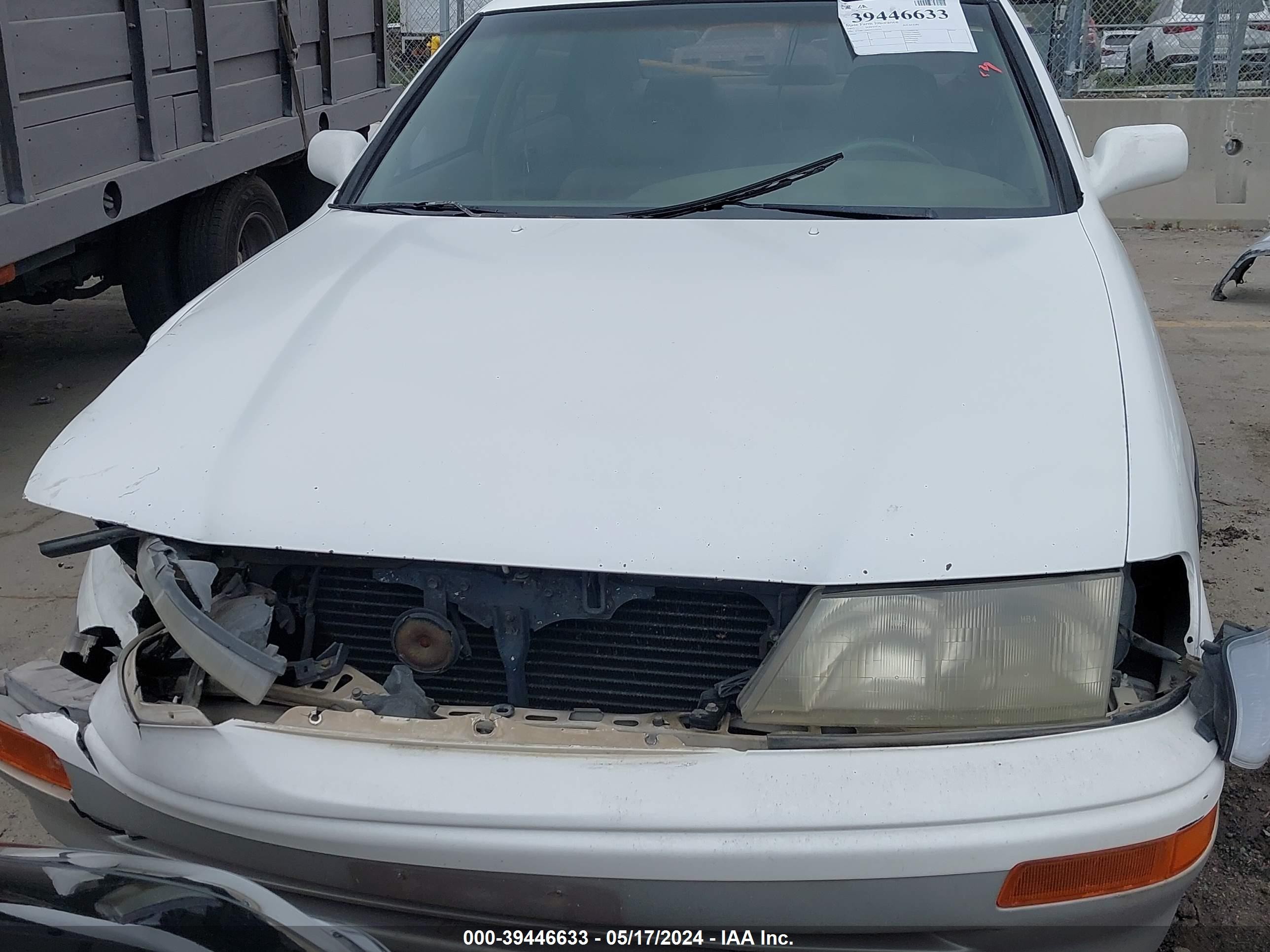 Photo 5 VIN: 4T1BF12B9VU175533 - TOYOTA AVALON 