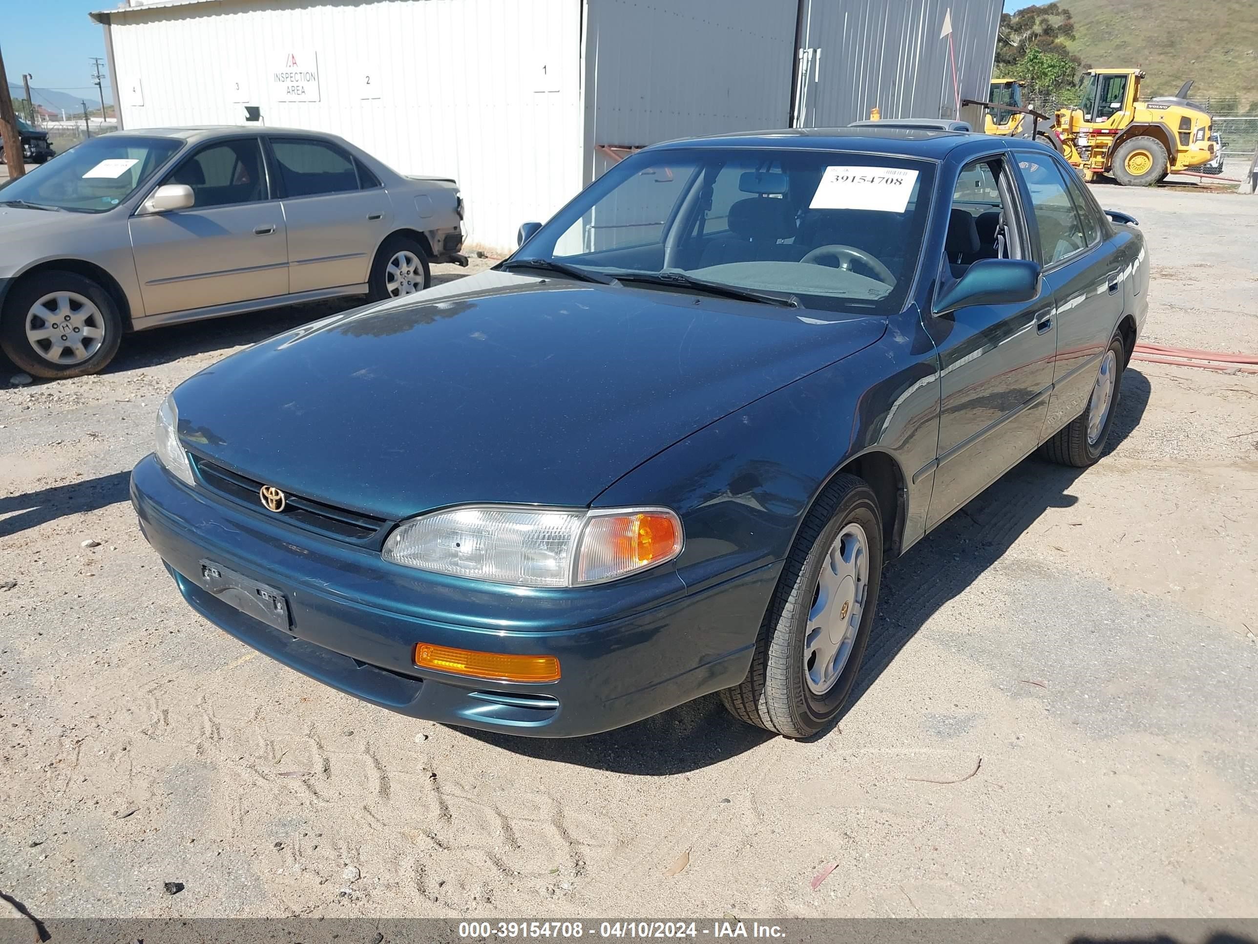 Photo 1 VIN: 4T1BF12K2TU866352 - TOYOTA CAMRY 