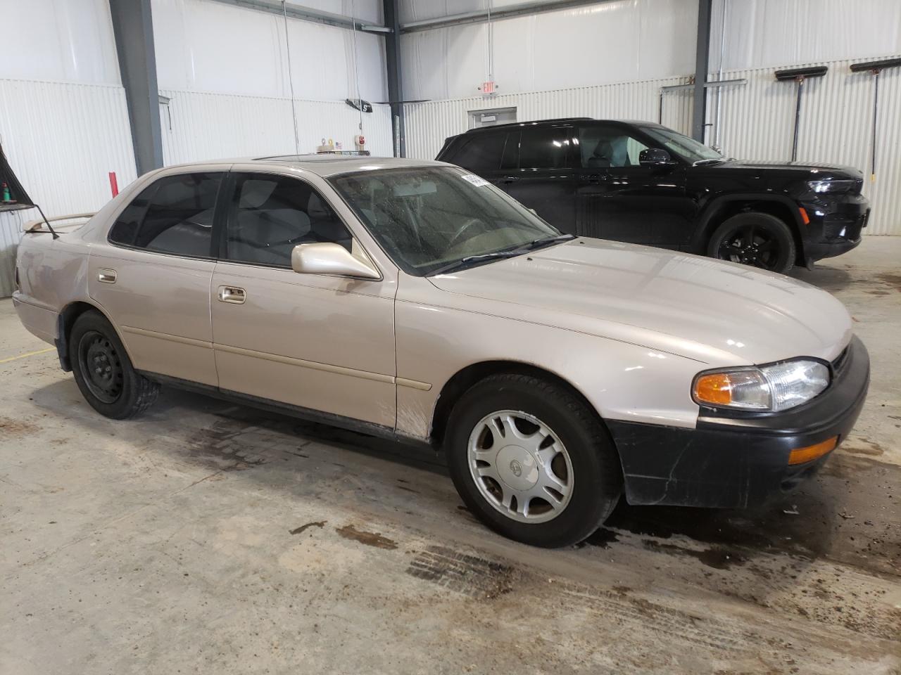 Photo 3 VIN: 4T1BF12K5TU127816 - TOYOTA CAMRY 