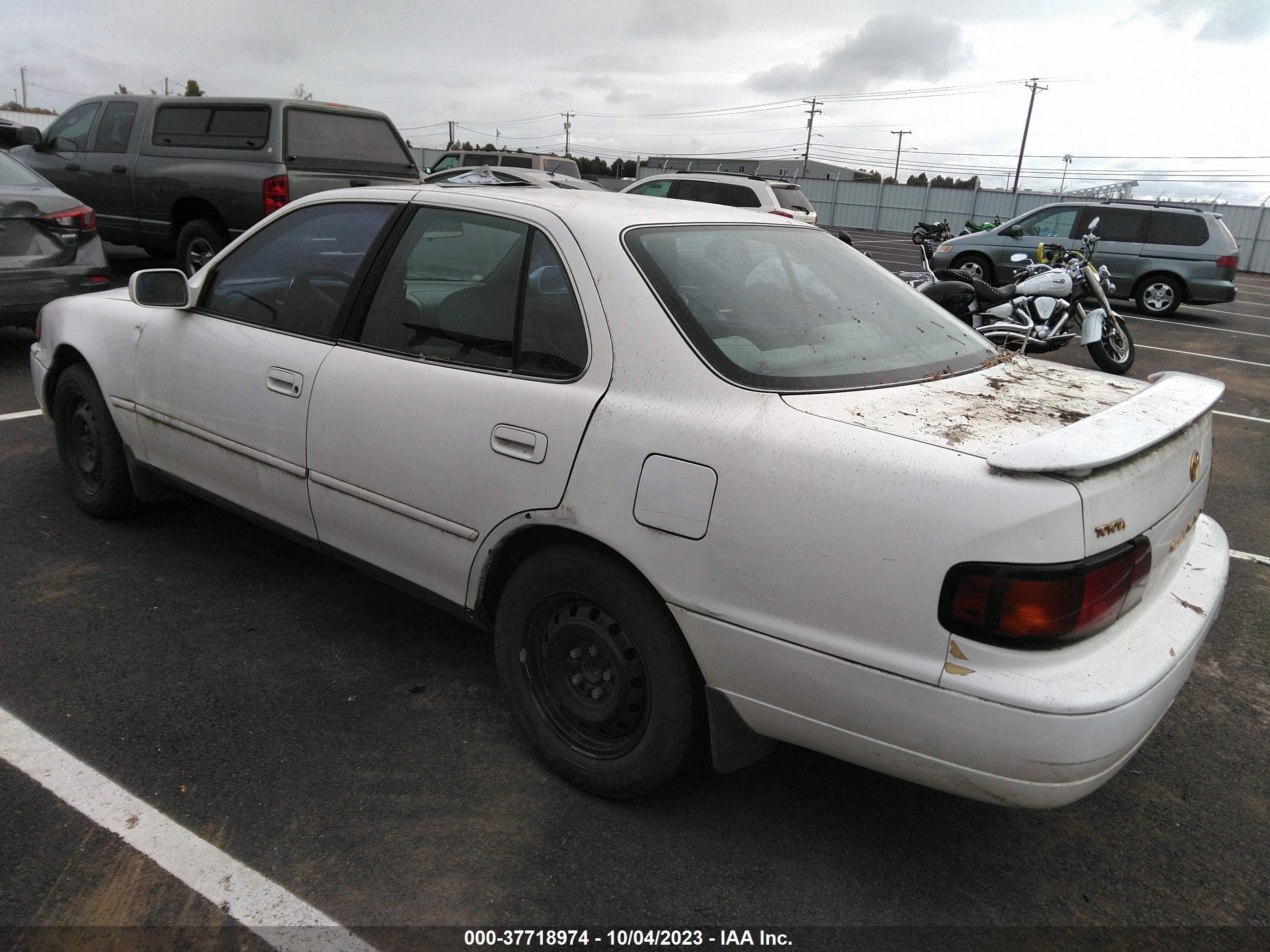 Photo 2 VIN: 4T1BF12KXTU871539 - TOYOTA CAMRY 