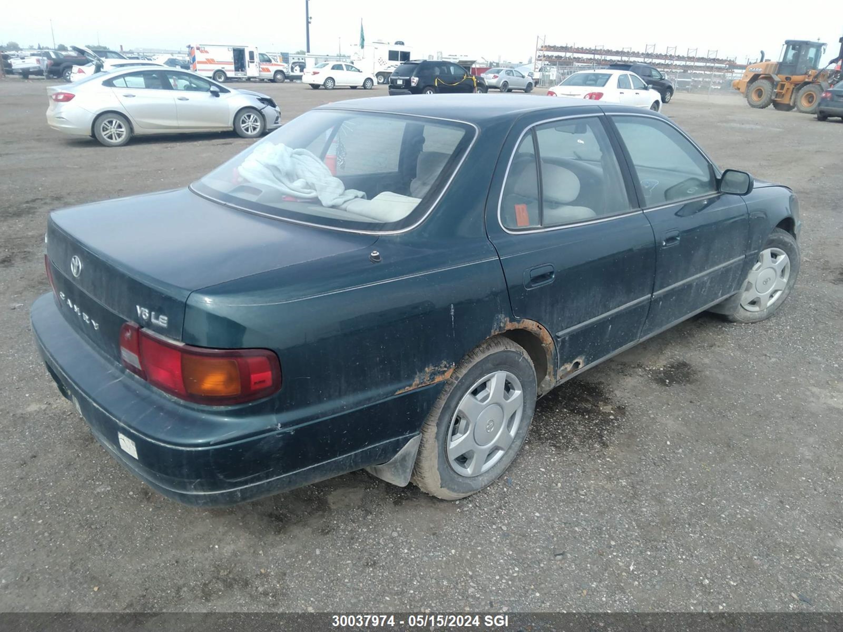 Photo 3 VIN: 4T1BF17K0TU115260 - TOYOTA CAMRY 