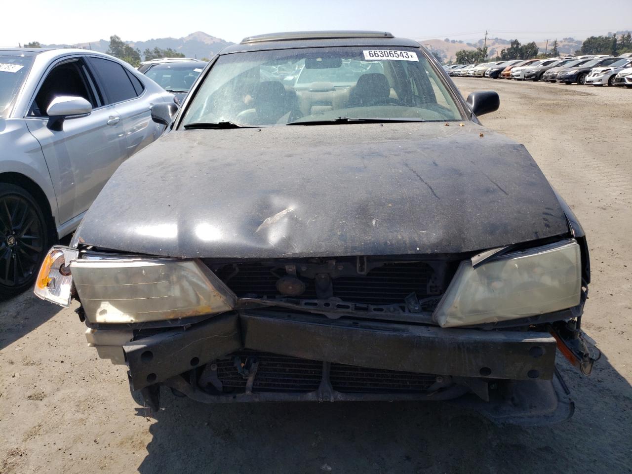 Photo 4 VIN: 4T1BF18B1XU298964 - TOYOTA AVALON 