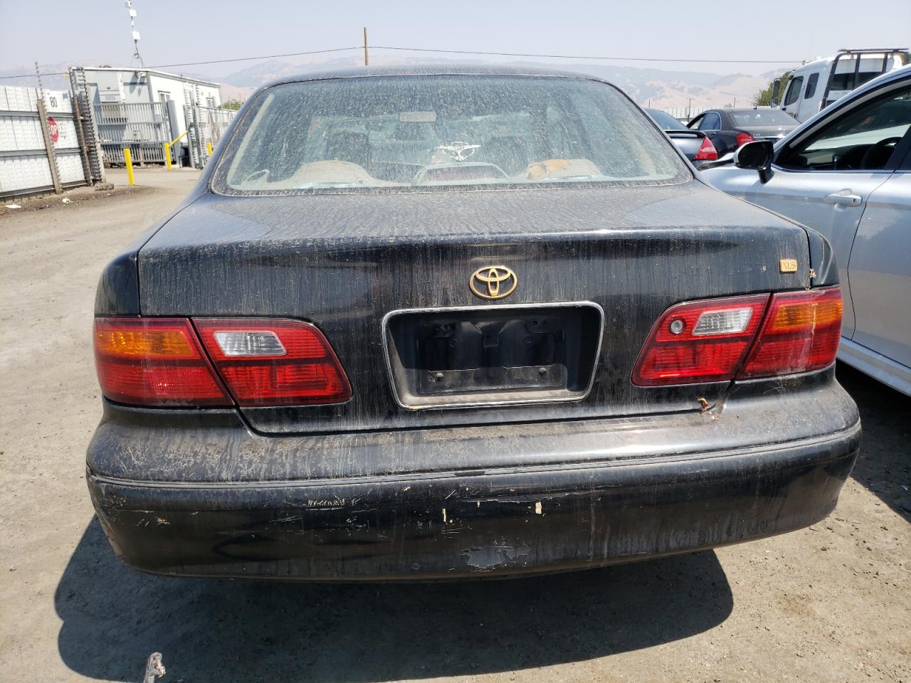 Photo 5 VIN: 4T1BF18B1XU298964 - TOYOTA AVALON 