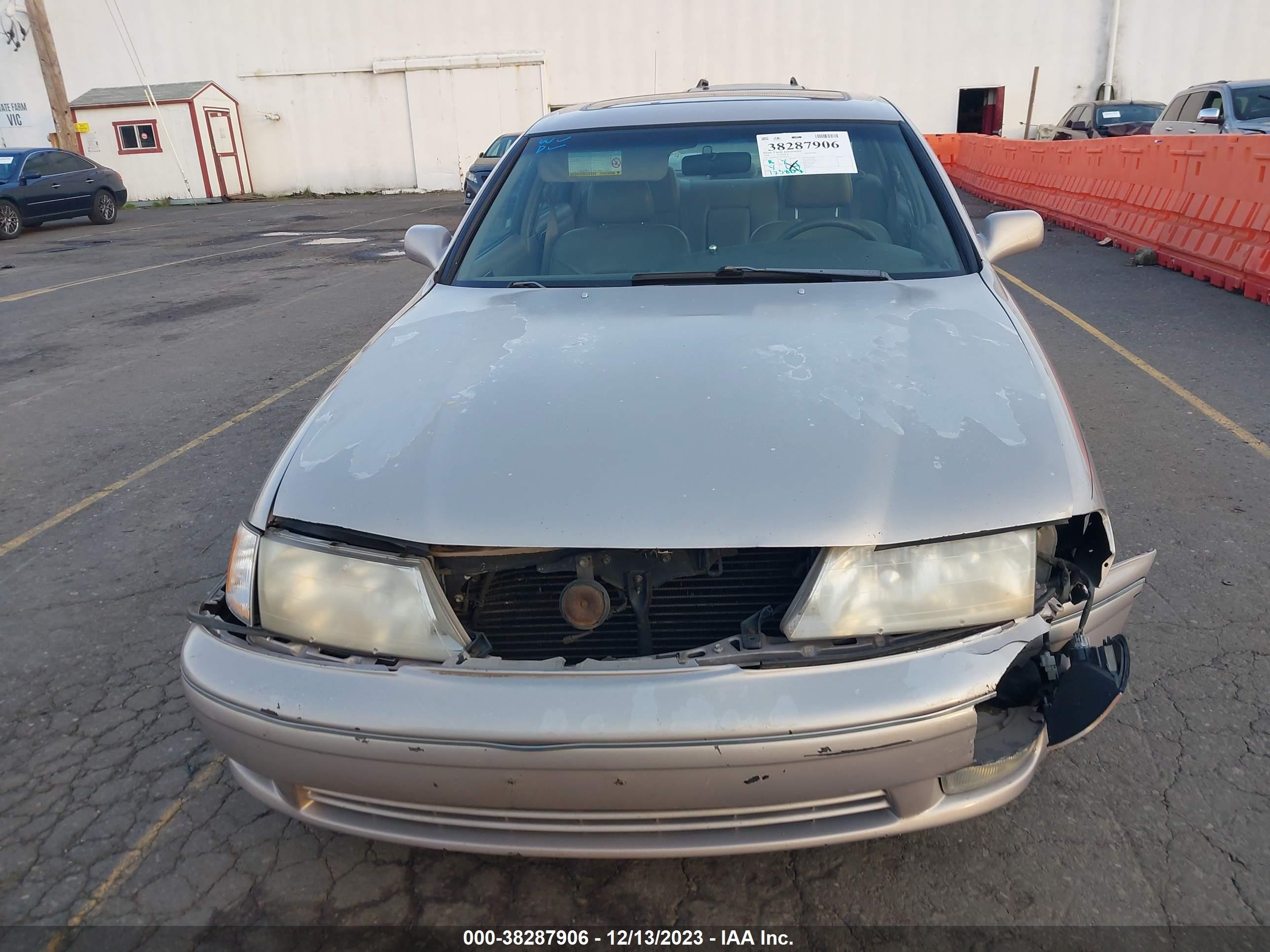 Photo 11 VIN: 4T1BF18B4WU240538 - TOYOTA AVALON 