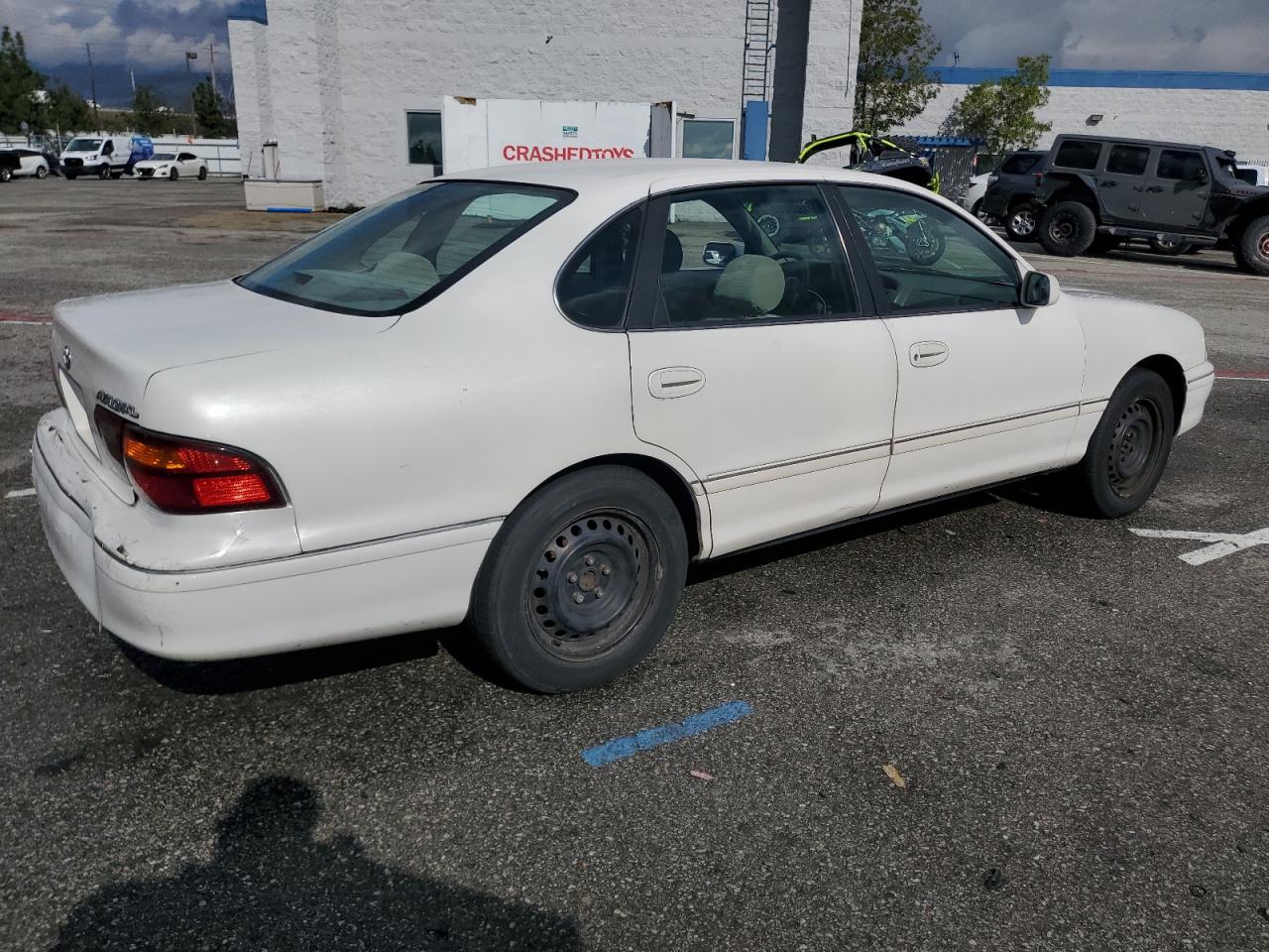 Photo 2 VIN: 4T1BF18B6WU273265 - TOYOTA AVALON 