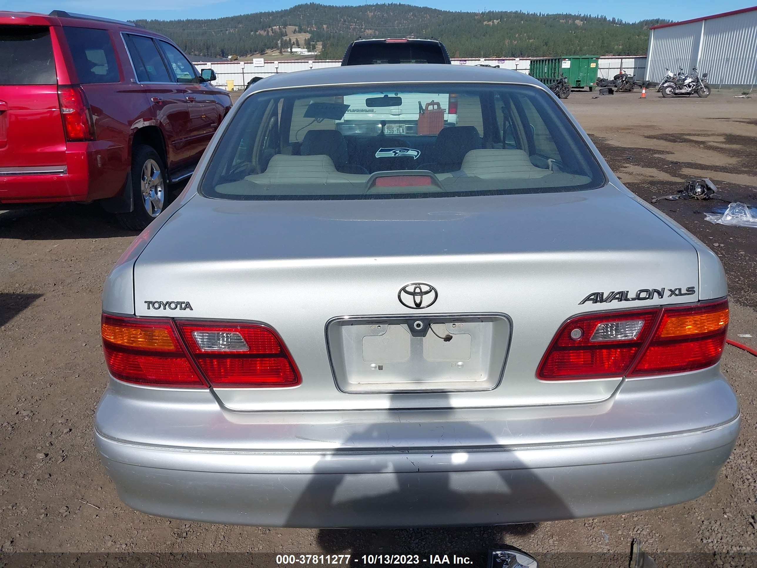 Photo 15 VIN: 4T1BF18BXXU347563 - TOYOTA AVALON 