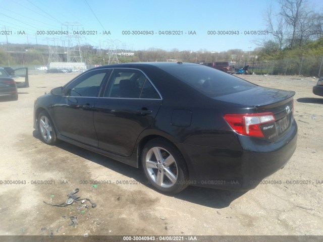 Photo 2 VIN: 4T1BF1FK0CU031912 - TOYOTA CAMRY 