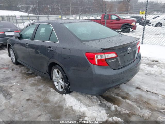 Photo 2 VIN: 4T1BF1FK0CU092385 - TOYOTA CAMRY 