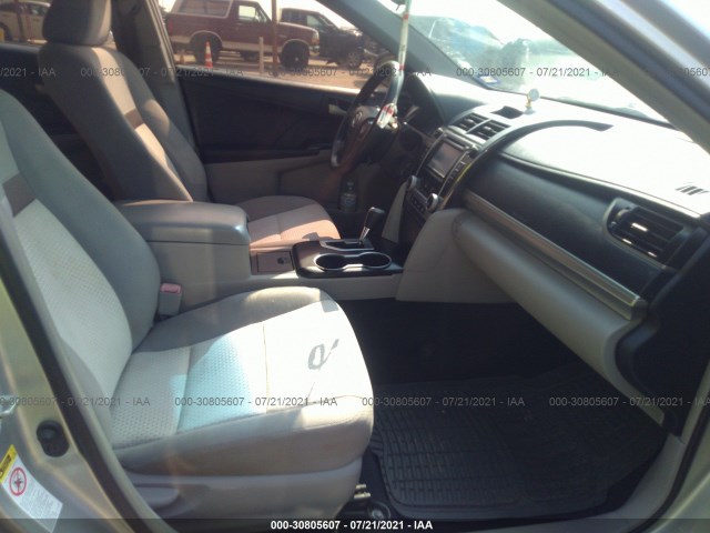 Photo 4 VIN: 4T1BF1FK0CU098851 - TOYOTA CAMRY 