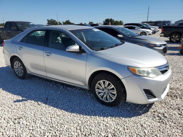 Photo 3 VIN: 4T1BF1FK0CU106897 - TOYOTA CAMRY 