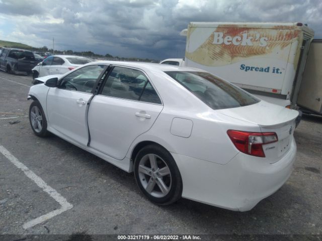 Photo 2 VIN: 4T1BF1FK0CU133050 - TOYOTA CAMRY 