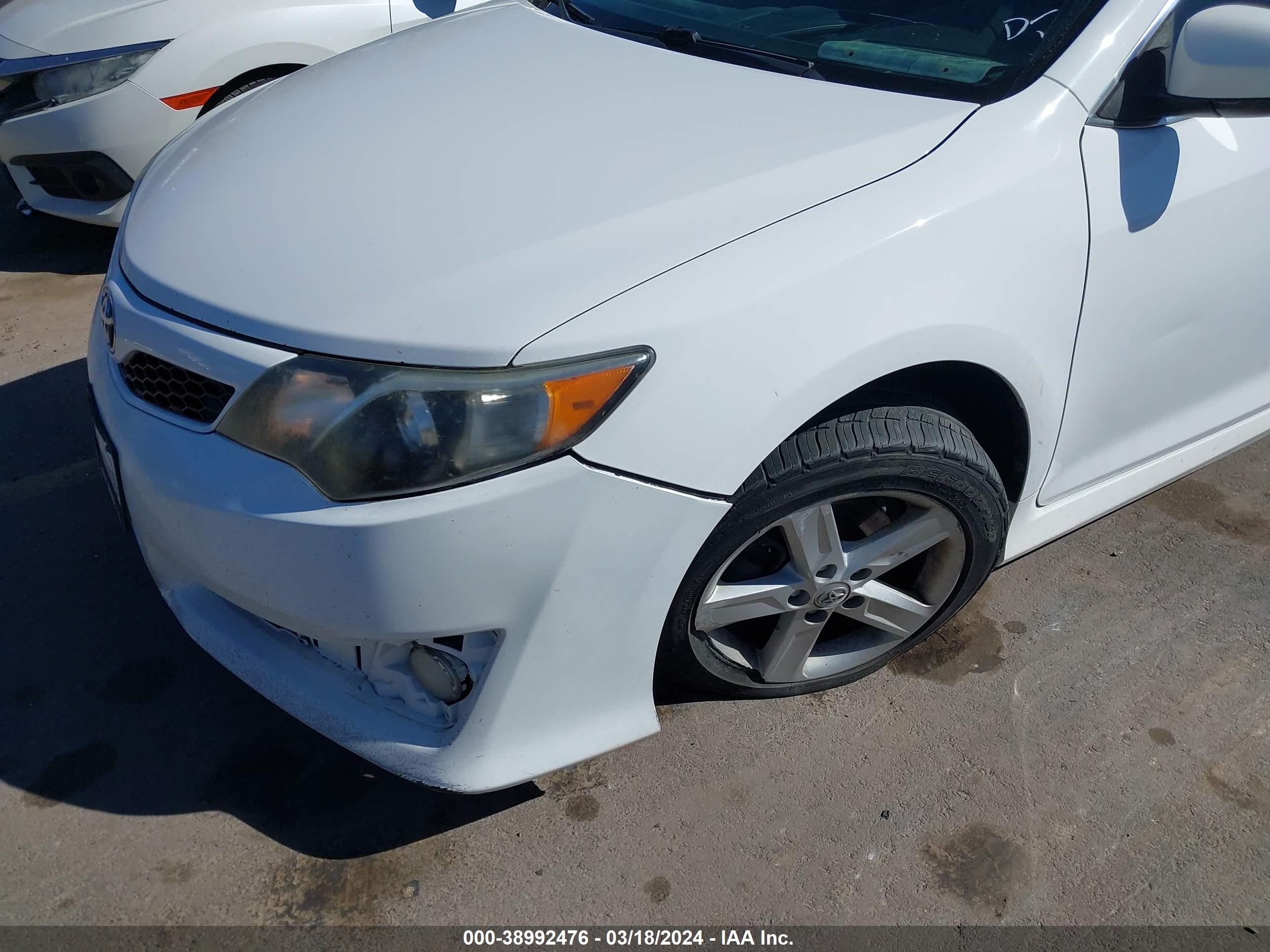 Photo 5 VIN: 4T1BF1FK0CU137020 - TOYOTA CAMRY 