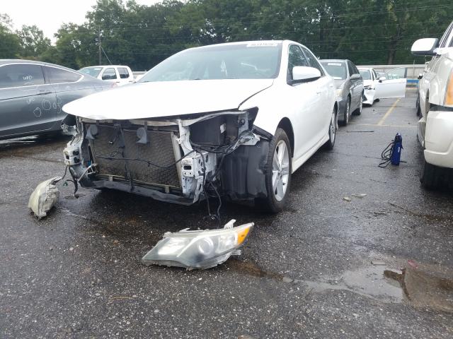 Photo 1 VIN: 4T1BF1FK0CU504725 - TOYOTA CAMRY BASE 