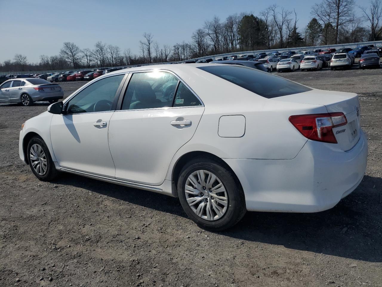 Photo 1 VIN: 4T1BF1FK0CU507477 - TOYOTA CAMRY 