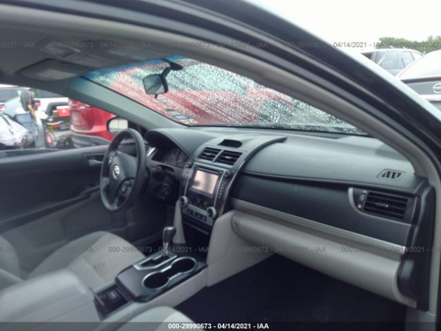 Photo 4 VIN: 4T1BF1FK0CU586519 - TOYOTA CAMRY 