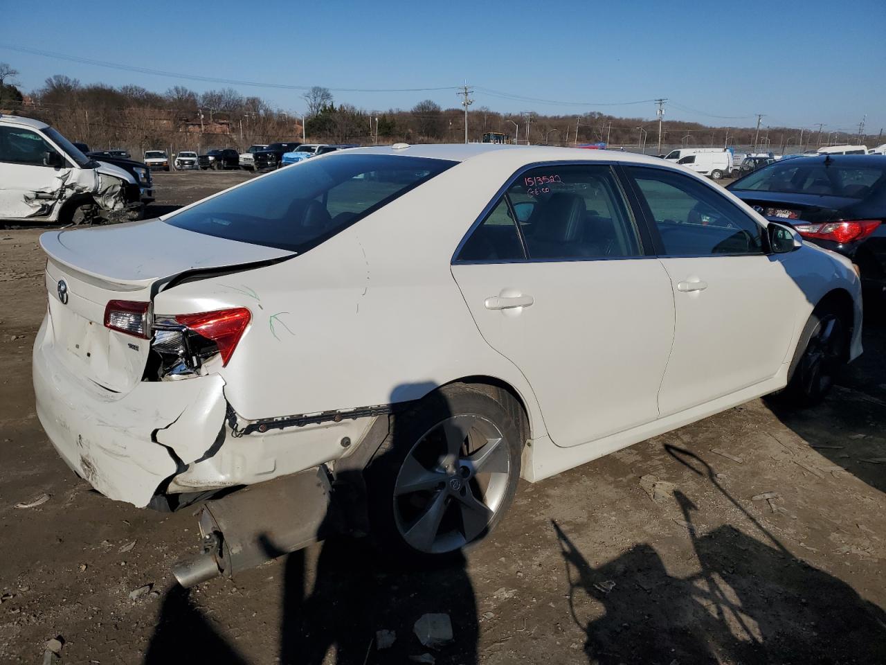 Photo 2 VIN: 4T1BF1FK0CU631247 - TOYOTA CAMRY 