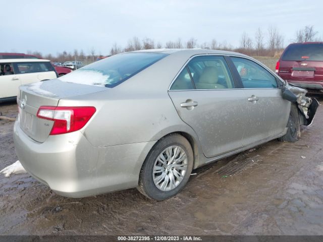 Photo 3 VIN: 4T1BF1FK0DU221226 - TOYOTA CAMRY 