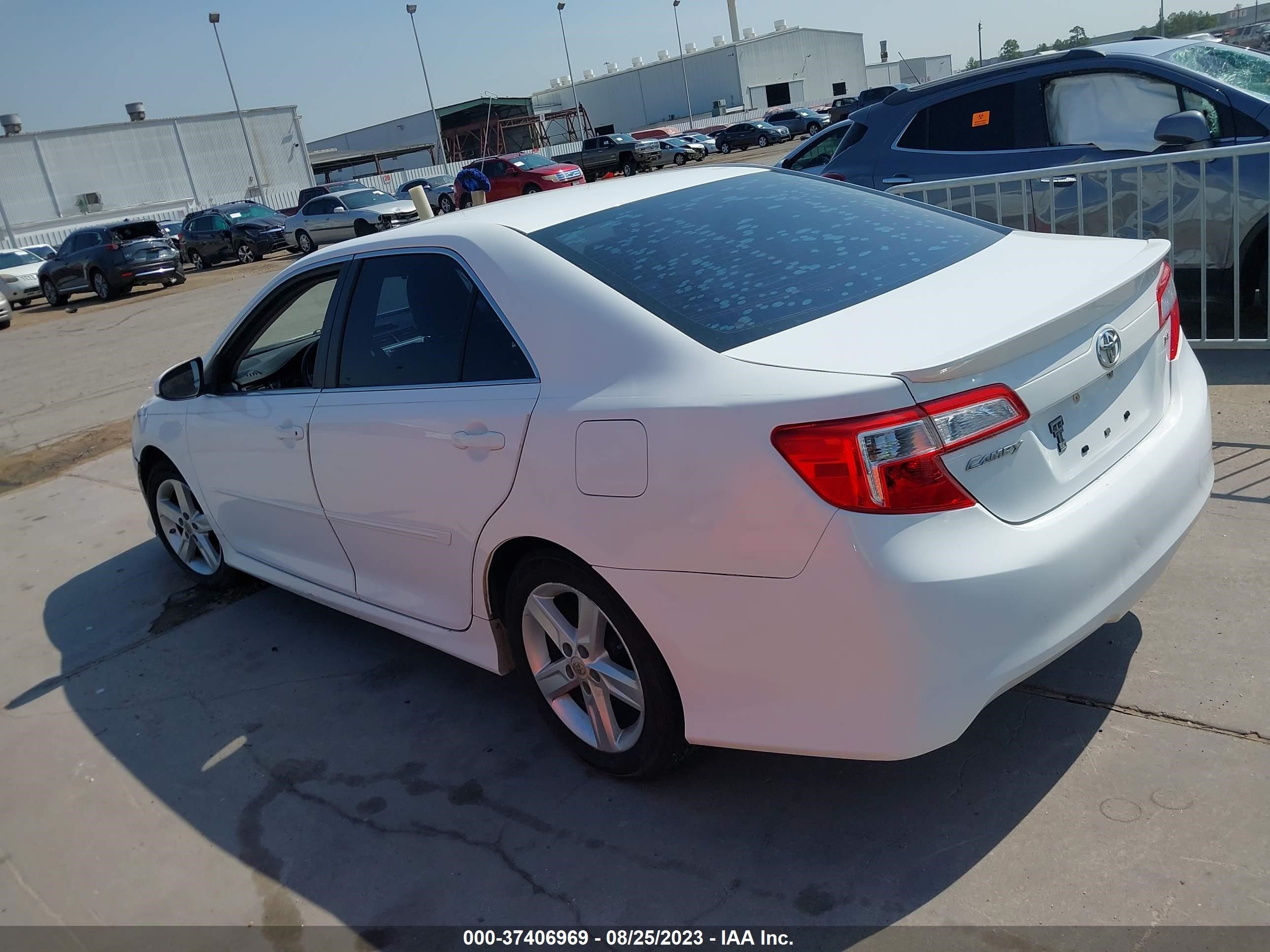 Photo 2 VIN: 4T1BF1FK0DU224787 - TOYOTA CAMRY 