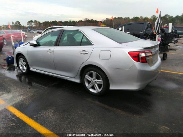 Photo 2 VIN: 4T1BF1FK0DU250936 - TOYOTA CAMRY 