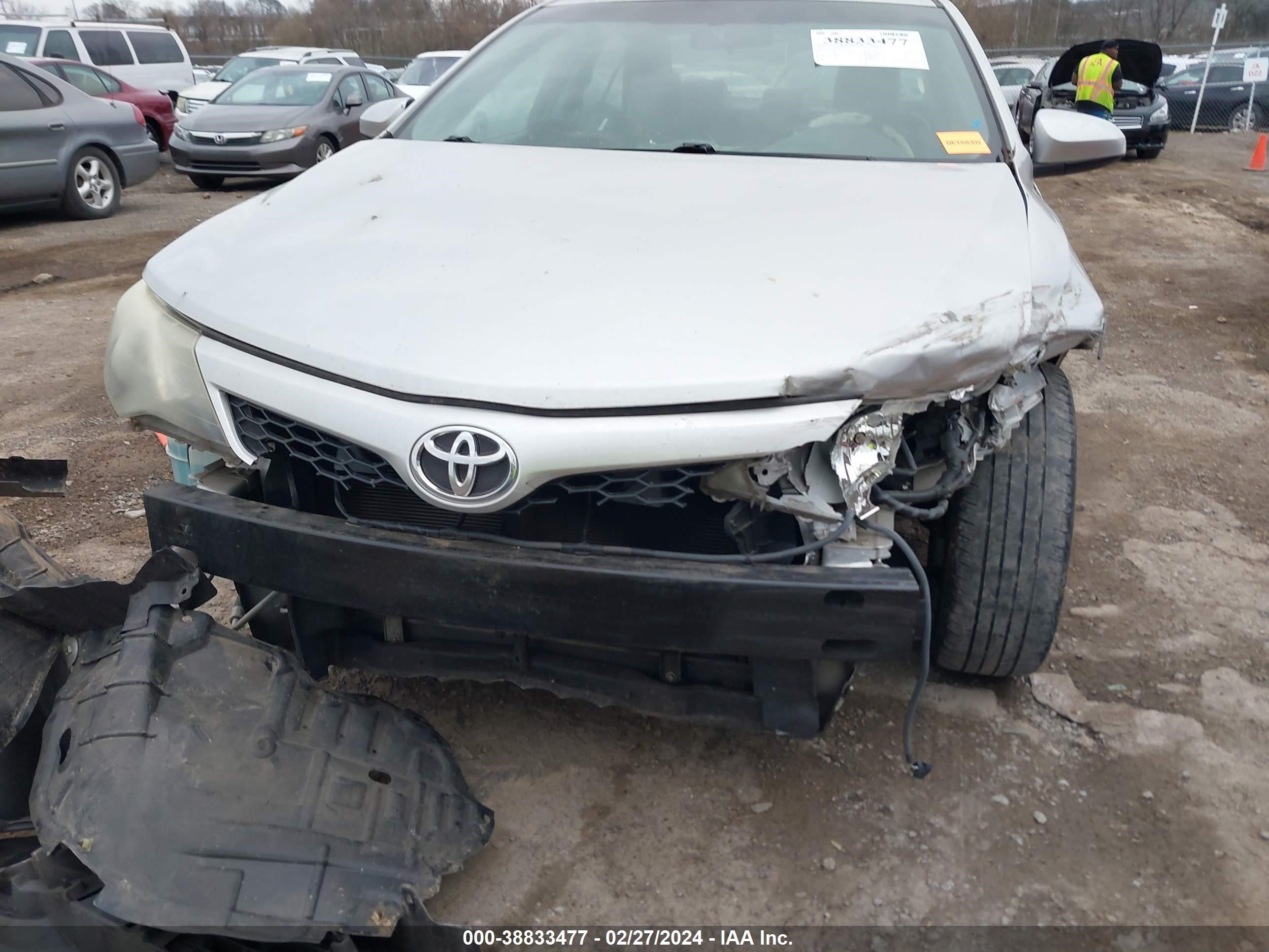 Photo 5 VIN: 4T1BF1FK0DU273827 - TOYOTA CAMRY 