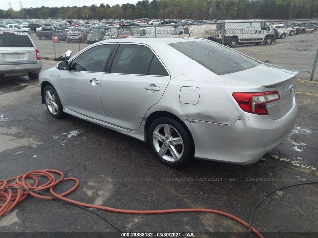 Photo 2 VIN: 4T1BF1FK0DU693653 - TOYOTA CAMRY 