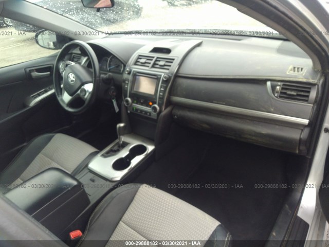 Photo 4 VIN: 4T1BF1FK0DU693653 - TOYOTA CAMRY 