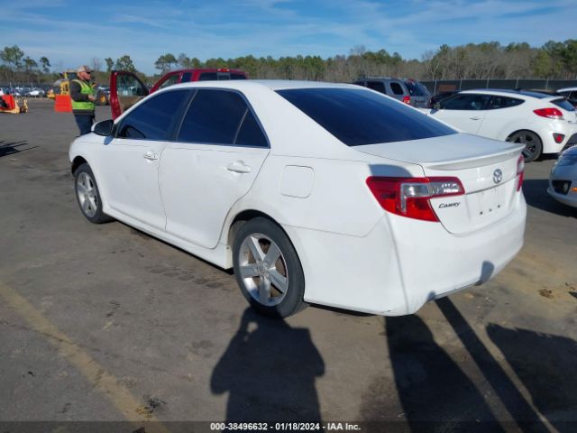 Photo 2 VIN: 4T1BF1FK0EU300249 - TOYOTA CAMRY 