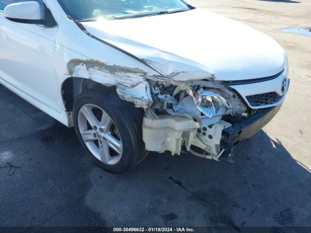 Photo 5 VIN: 4T1BF1FK0EU300249 - TOYOTA CAMRY 