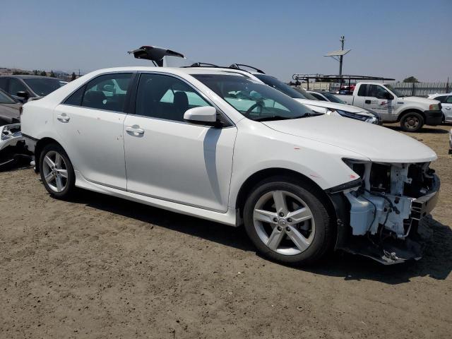 Photo 3 VIN: 4T1BF1FK0EU303443 - TOYOTA CAMRY 