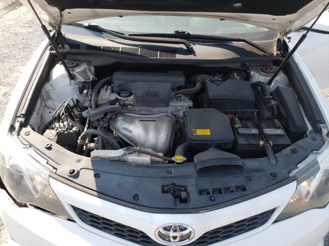 Photo 6 VIN: 4T1BF1FK0EU304575 - TOYOTA CAMRY L 