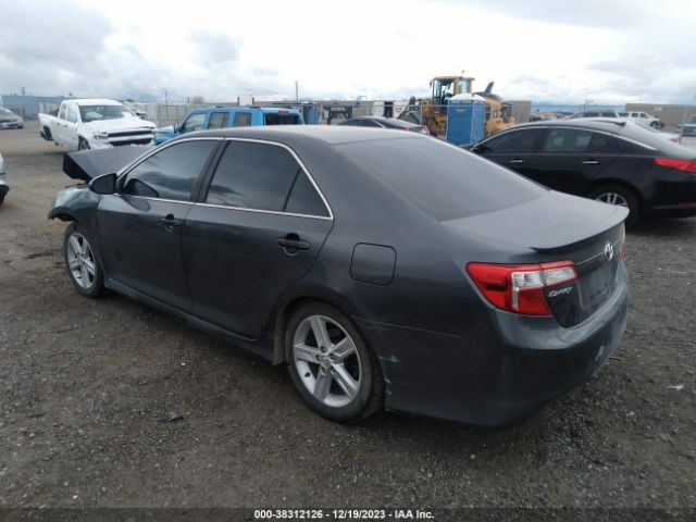 Photo 2 VIN: 4T1BF1FK0EU330349 - TOYOTA CAMRY 