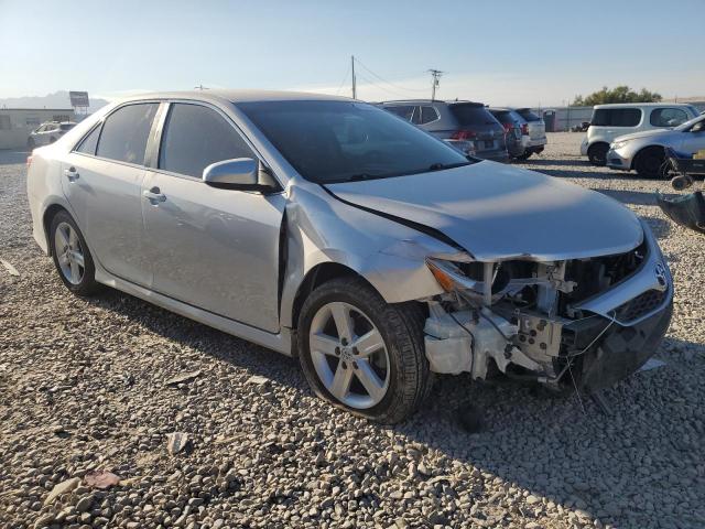 Photo 3 VIN: 4T1BF1FK0EU334773 - TOYOTA CAMRY L 