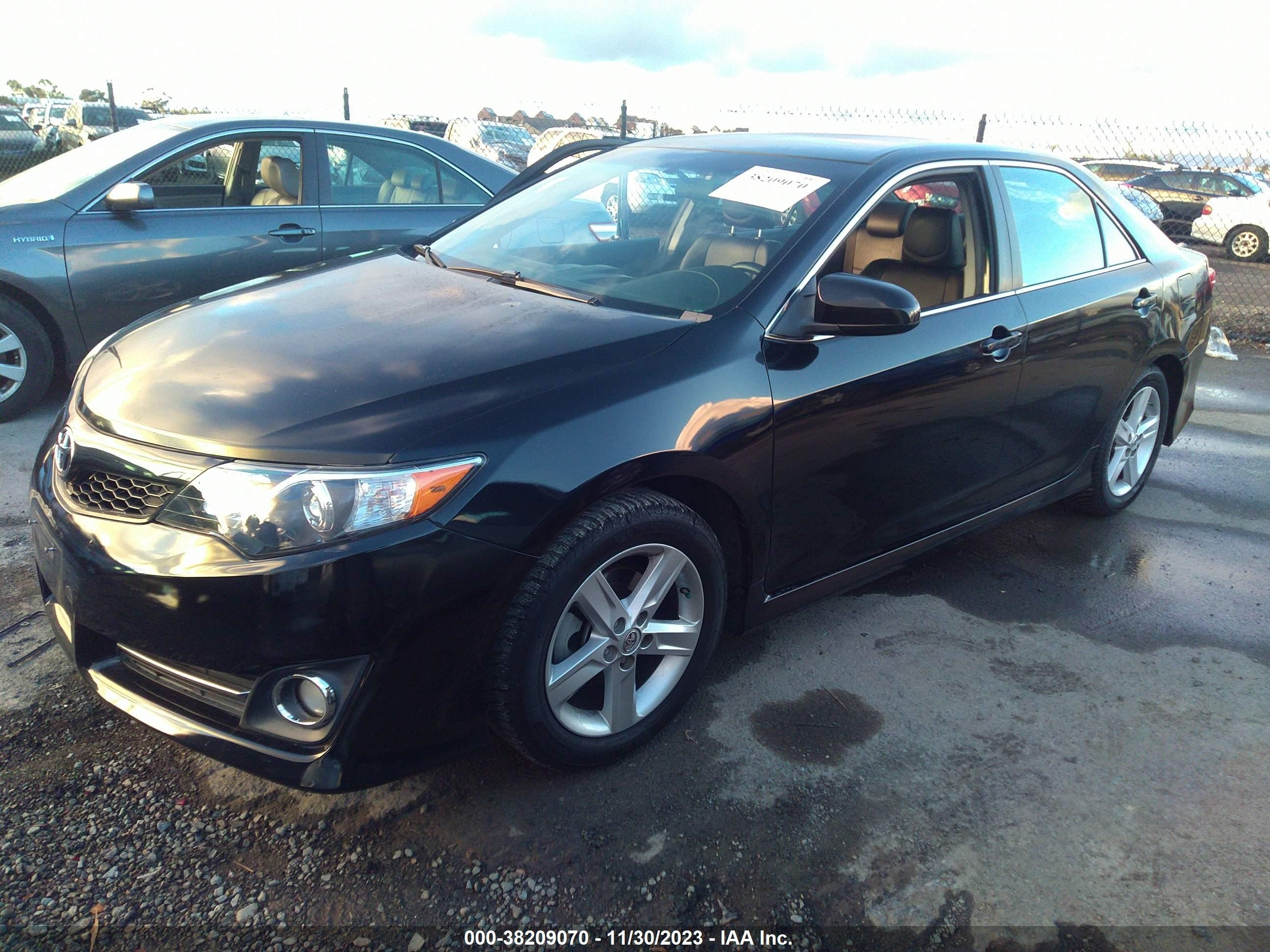 Photo 1 VIN: 4T1BF1FK0EU371564 - TOYOTA CAMRY 