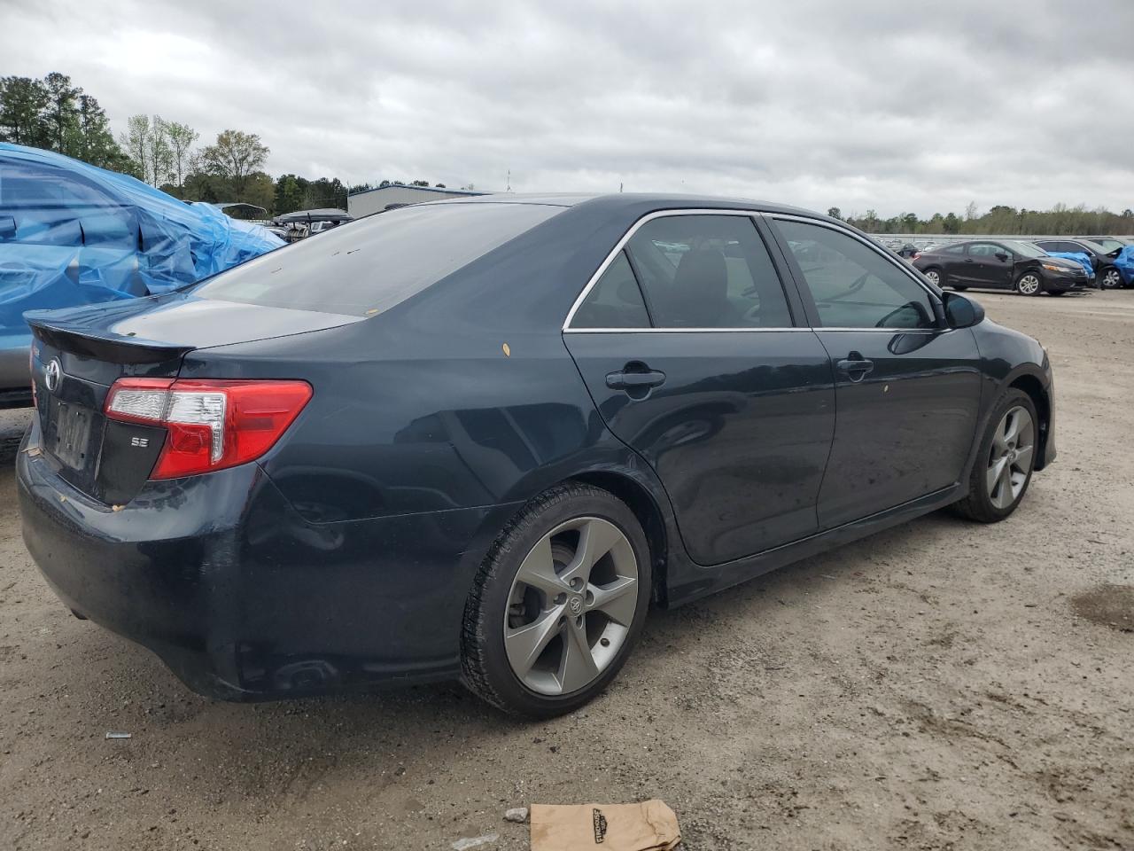 Photo 2 VIN: 4T1BF1FK0EU374965 - TOYOTA CAMRY 