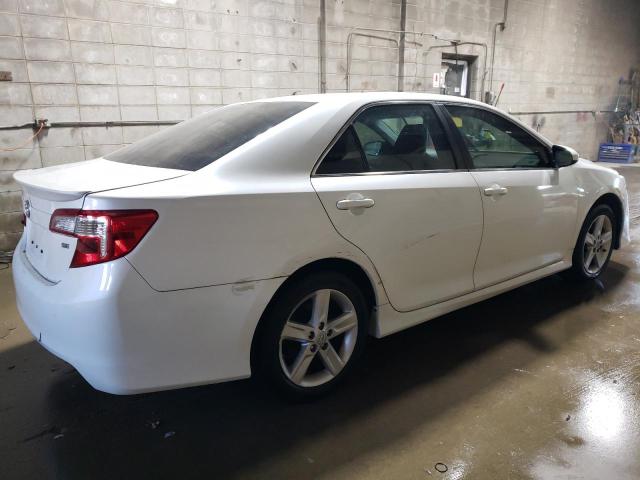 Photo 2 VIN: 4T1BF1FK0EU449373 - TOYOTA CAMRY L 